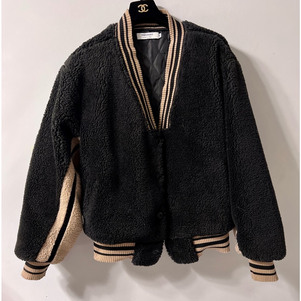 THELIGHT Jacket - Picture 3 of 5